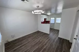 502 E Cody Dr, Phoenix, AZ 85040 - Photo 10