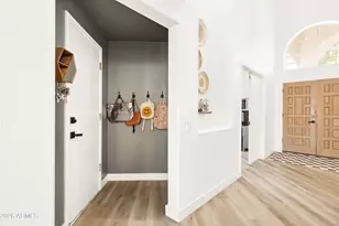 581 N Cholla St, Chandler, AZ 85224 - Photo 18