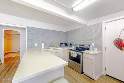707 E University Drive # B, Mesa, AZ 85203 - Photo 4