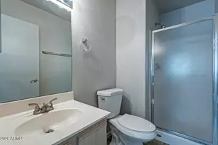 860 N McQueen Rd, Chandler, AZ 85225 - Photo 20