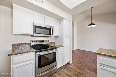 14802 W Greystone Drive, Sun City West, AZ 85375 - Photo 8