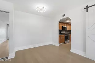 3825 E Camelback Rd, Phoenix, AZ 85018 - Photo 10