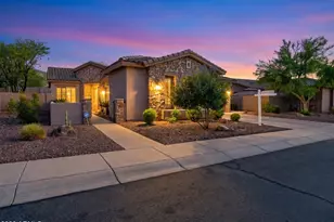 1915 E Latona Rd, Phoenix, AZ 85042 - Photo 2