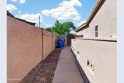 1915 E Latona Road, Phoenix, AZ 85042 - Photo 38