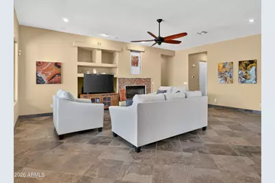 1915 E Latona Road, Phoenix, AZ 85042 - Photo 8