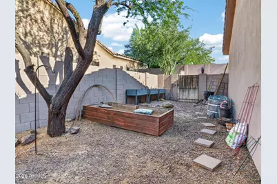 1915 E Latona Road, Phoenix, AZ 85042 - Photo 40