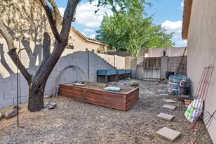 1915 E Latona Rd, Phoenix, AZ 85042 - Photo 40
