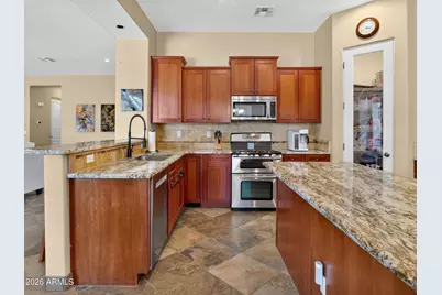 1915 E Latona Road, Phoenix, AZ 85042 - Photo 10