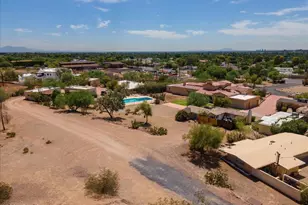 5702 E Camelback Rd, Phoenix, AZ 85018 - Photo 32