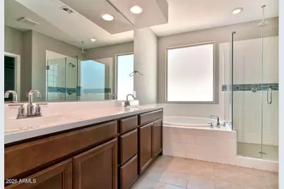 6303 S 24th Place, Phoenix, AZ 85042 - Photo 14