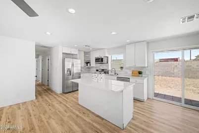 3746 W Grant Street, Phoenix, AZ 85009 - Photo 6