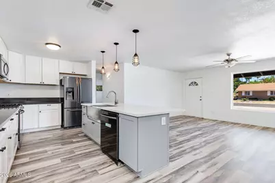 4923 E Palm Lane, Phoenix, AZ 85008 - Photo 16