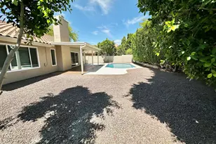 7352 W Via Del Sol Dr, Glendale, AZ 85310 - Photo 36