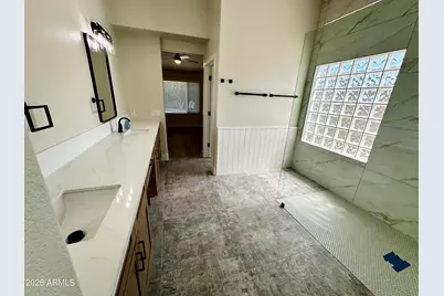 7352 W Via Del Sol Drive, Glendale, AZ 85310 - Photo 24