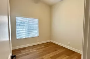 7352 W Via Del Sol Dr, Glendale, AZ 85310 - Photo 28