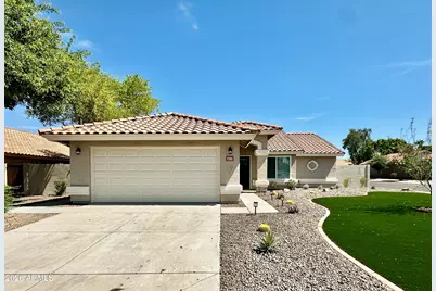 7352 W Via Del Sol Drive, Glendale, AZ 85310 - Photo 2