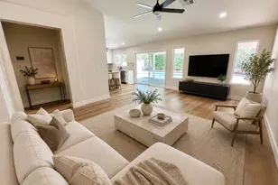 7352 W Via Del Sol Dr, Glendale, AZ 85310 - Photo 46