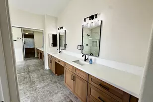 7352 W Via Del Sol Dr, Glendale, AZ 85310 - Photo 20
