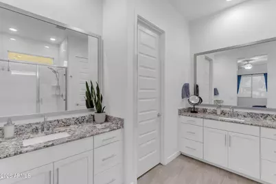2235 E Isaiah Avenue, Gilbert, AZ 85298 - Photo 38