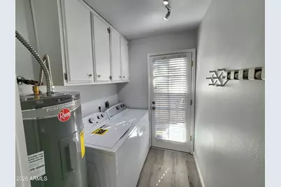 1168 E Cochise Drive, Phoenix, AZ 85020 - Photo 8