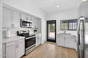 10214 N 44th St, Phoenix, AZ 85028 - Photo 54