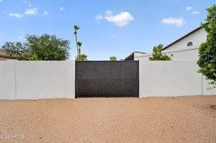 10214 N 44th St, Phoenix, AZ 85028 - Photo 4