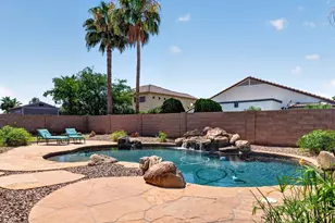 43251 W Cydnee Dr, Maricopa, AZ 85138 - Photo 30