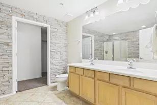 2130 W Hunter Ct, Phoenix, AZ 85085 - Photo 10