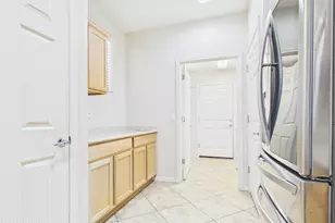 2130 W Hunter Ct, Phoenix, AZ 85085 - Photo 6