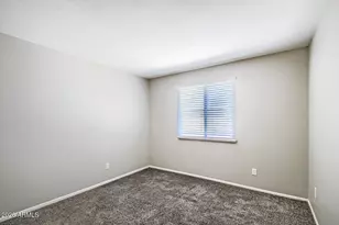 1946 W Kerry Ln, Phoenix, AZ 85027 - Photo 18