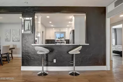 2235 E Heatherbrae Drive, Phoenix, AZ 85016 - Photo 4