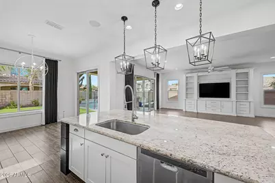1002 E Parkview Drive, Gilbert, AZ 85295 - Photo 10