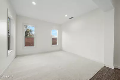 1002 E Parkview Drive, Gilbert, AZ 85295 - Photo 20