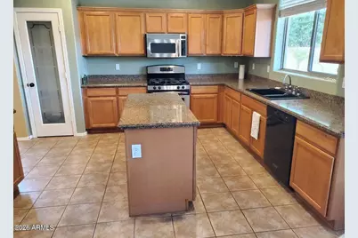 12127 N 141st Drive, Surprise, AZ 85379 - Photo 6