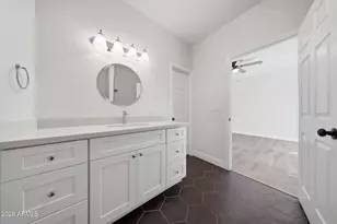 3221 N 37th St, Phoenix, AZ 85018 - Photo 14