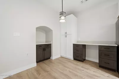 3221 N 37th Street #31, Phoenix, AZ 85018 - Photo 8