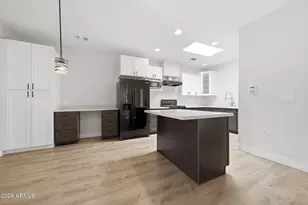 3221 N 37th St, Phoenix, AZ 85018 - Photo 4
