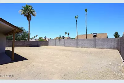 1008 E Oraibi Drive, Phoenix, AZ 85024 - Photo 18