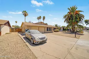 4432 W Mercer Ln, Glendale, AZ 85304 - Photo 4