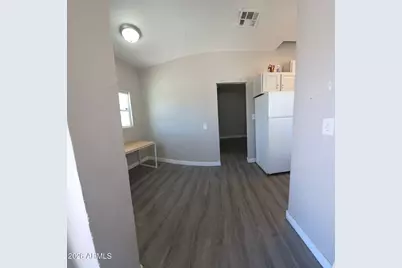 2002 W Jefferson Street, Phoenix, AZ 85009 - Photo 2