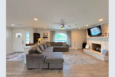 2420 E Ivy Street, Mesa, AZ 85213 - Photo 4