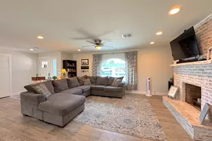 2420 E Ivy St, Mesa, AZ 85213 - Photo 10