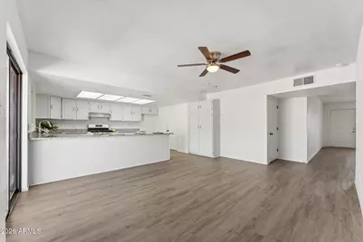 11009 N 114th Drive, Youngtown, AZ 85363 - Photo 8