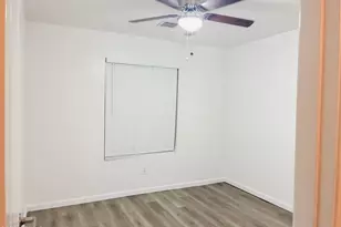 9105 W Raven Dr, Arizona City, AZ 85123 - Photo 14