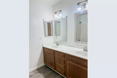 9105 W Raven Drive, Arizona City, AZ 85123 - Photo 12