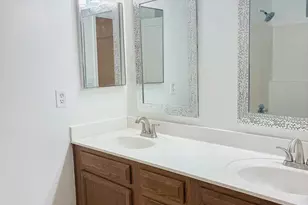 9105 W Raven Dr, Arizona City, AZ 85123 - Photo 12