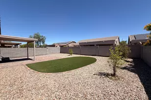 17520 W Watson Ln, Surprise, AZ 85388 - Photo 16