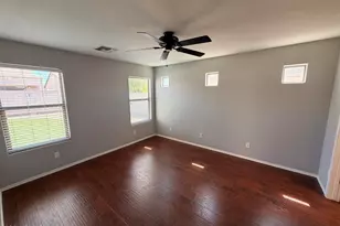 17520 W Watson Ln, Surprise, AZ 85388 - Photo 8