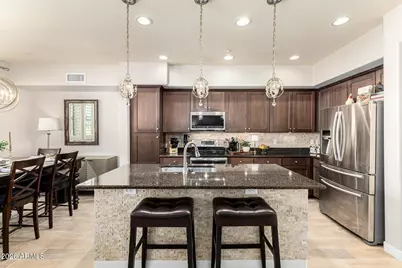 17850 N 68th Street #1113, Phoenix, AZ 85054 - Photo 6