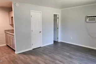 2645 W Morten Ave, Phoenix, AZ 85051 - Photo 4